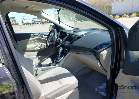 2013 Ford Escape Se z USA, uszkodzony, nr VIN 1FMCU9GX3DUA51379